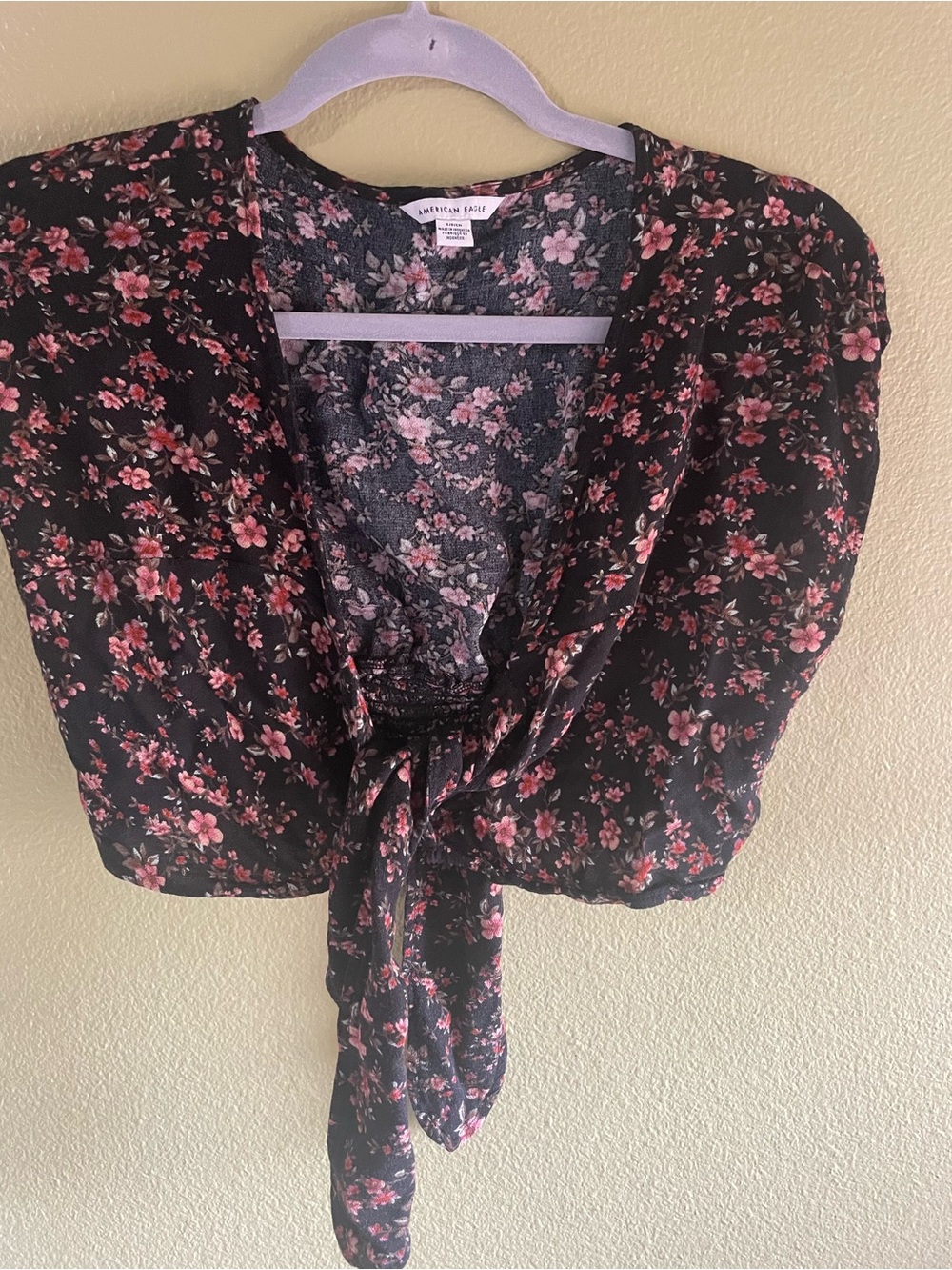 American Eagle Outfitters Black Floral Tie-Front Crop Top with Pink Blossoms